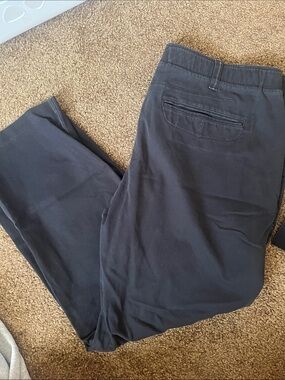 Under Armour Men's Charcoal Chinos